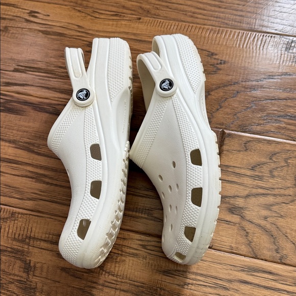 Crocs - Picture 3 of 4